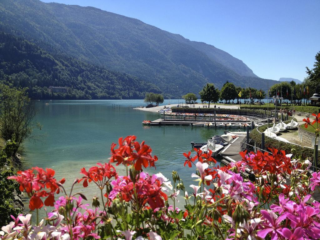 Alledolomiti Boutique Lake Hotel - Adults Friendly مولفينو المظهر الخارجي الصورة