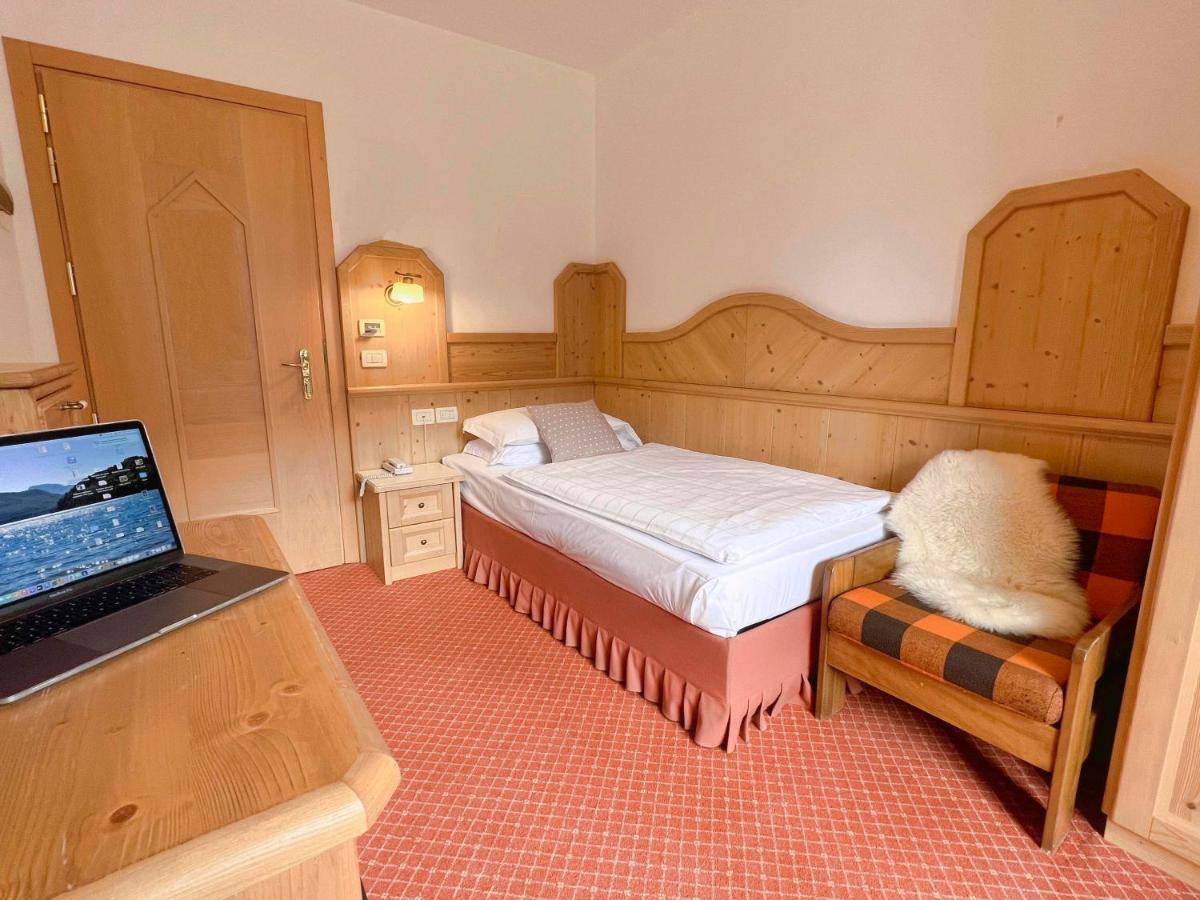 Alledolomiti Boutique Lake Hotel - Adults Friendly مولفينو المظهر الخارجي الصورة