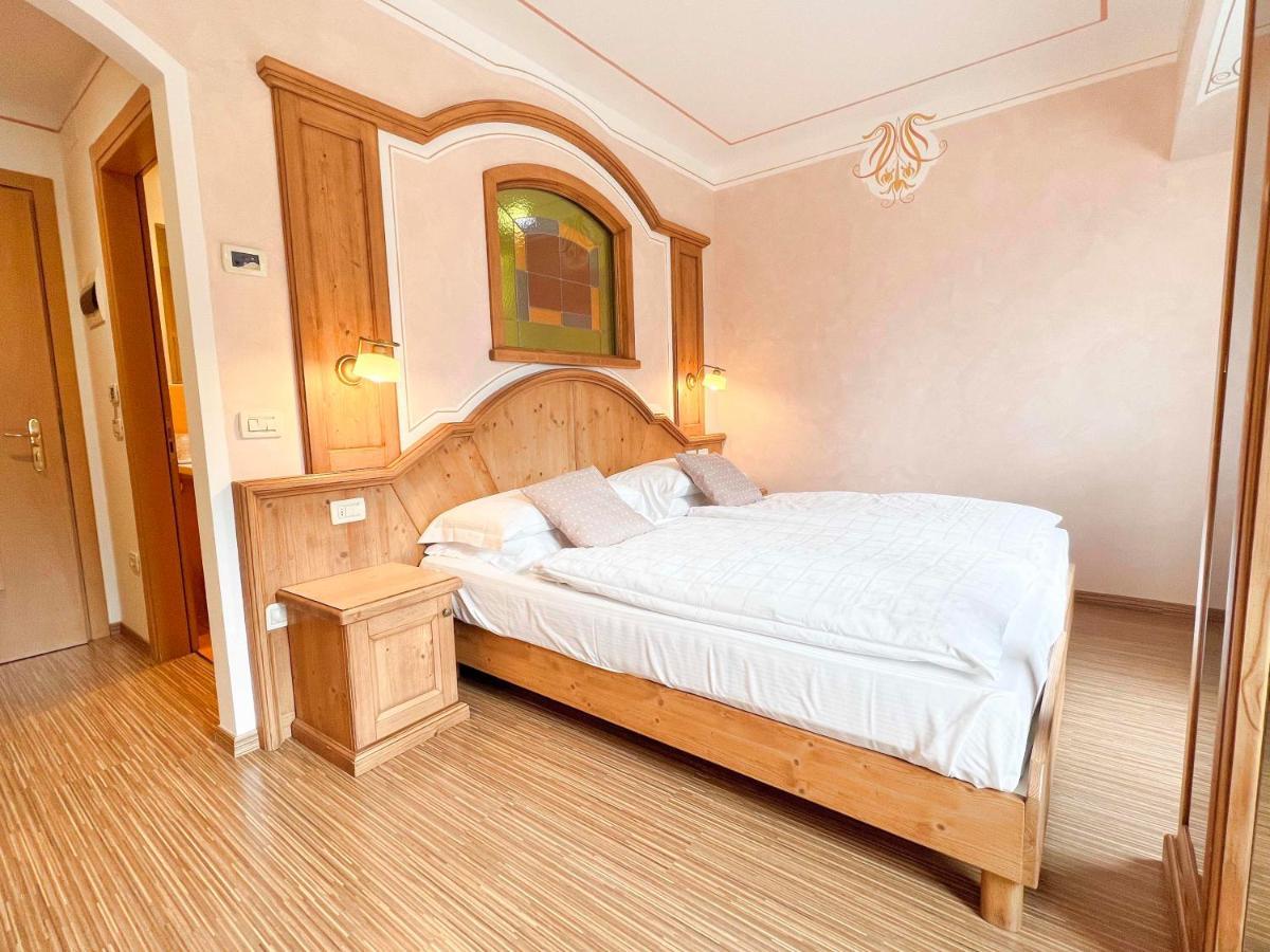 Alledolomiti Boutique Lake Hotel - Adults Friendly مولفينو المظهر الخارجي الصورة