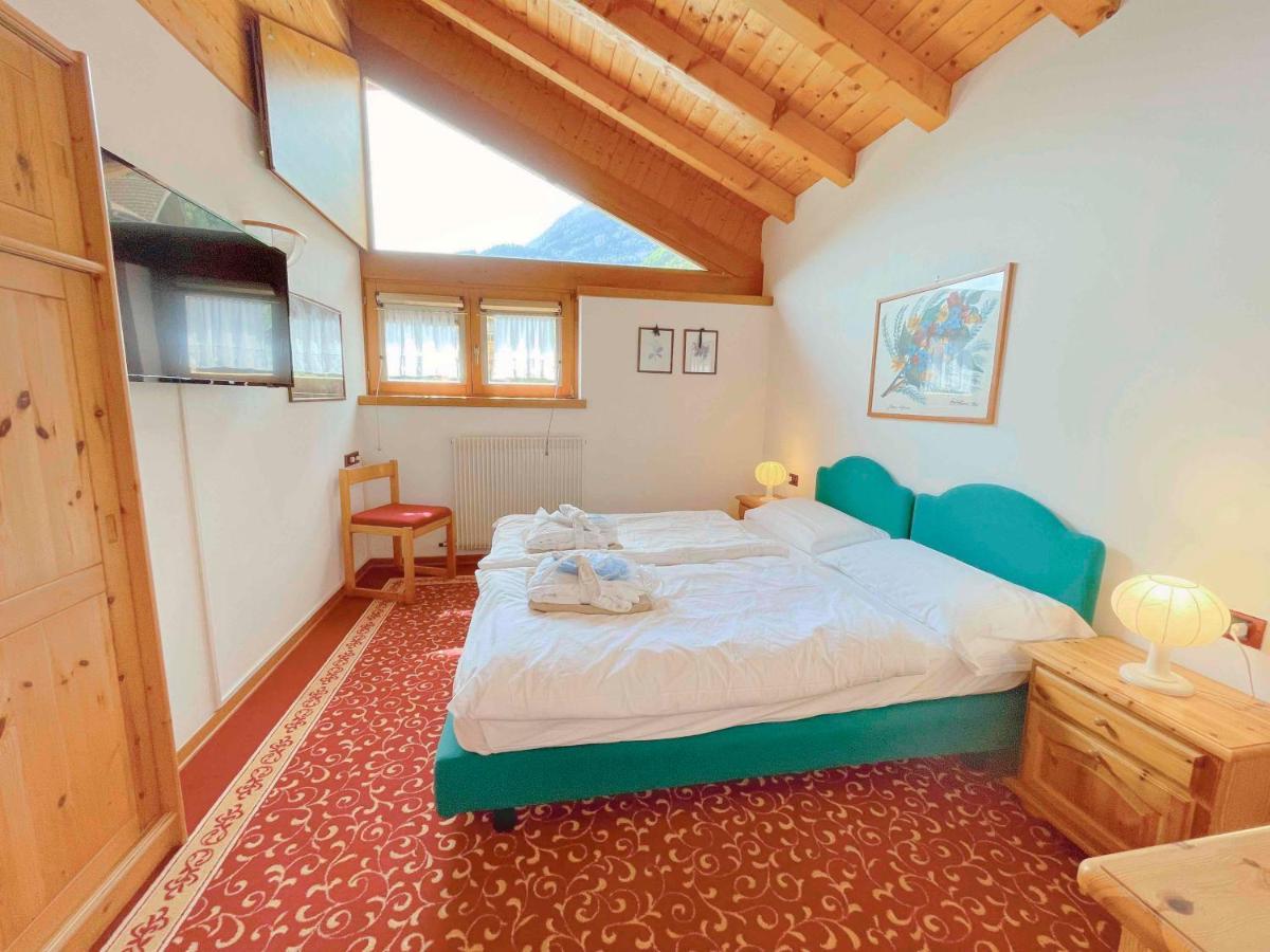 Alledolomiti Boutique Lake Hotel - Adults Friendly مولفينو المظهر الخارجي الصورة