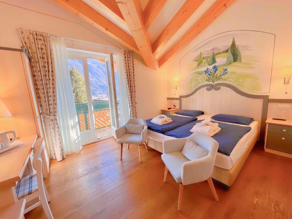 Alledolomiti Boutique Lake Hotel - Adults Friendly مولفينو المظهر الخارجي الصورة