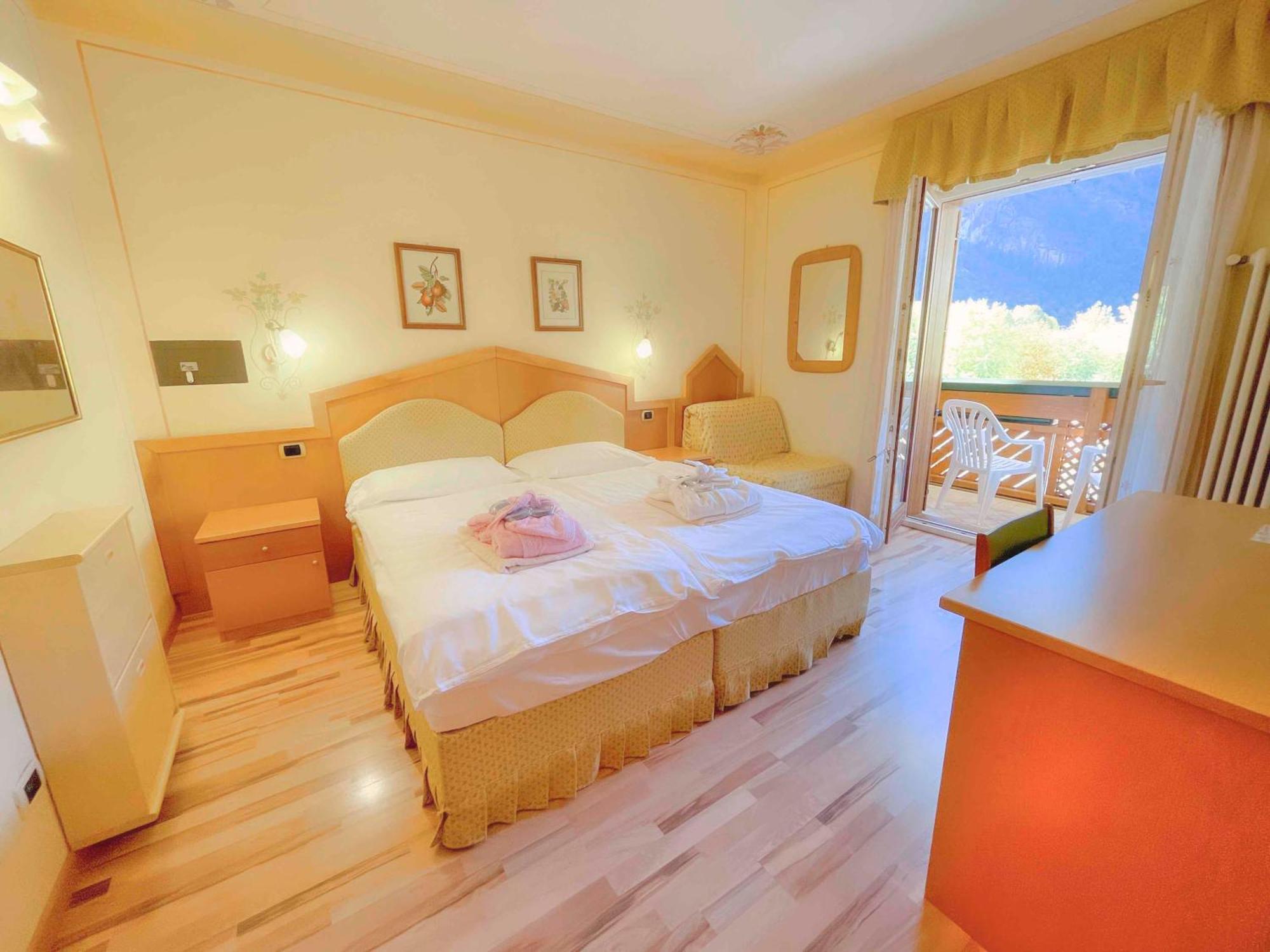 Alledolomiti Boutique Lake Hotel - Adults Friendly مولفينو المظهر الخارجي الصورة