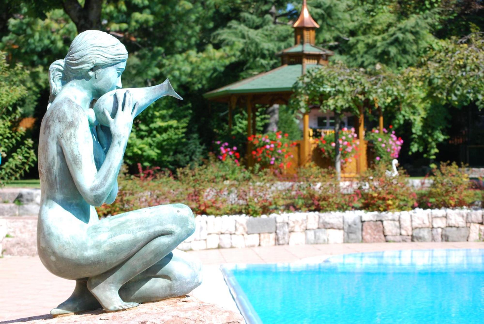 Alledolomiti Boutique Lake Hotel - Adults Friendly مولفينو المظهر الخارجي الصورة