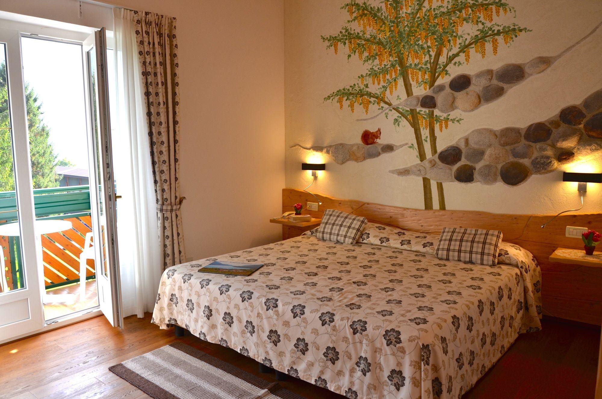 Alledolomiti Boutique Lake Hotel - Adults Friendly مولفينو المظهر الخارجي الصورة